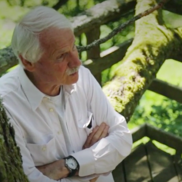 « Sortons de cette banalité du mal qui nous entoure » : l’appel de Yann Arthus Bertrand pour une écologie humaniste